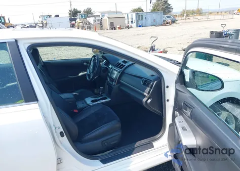 2012 Toyota Camry Se z USA, uszkodzony, nr VIN 4T1BF1FK7CU545367